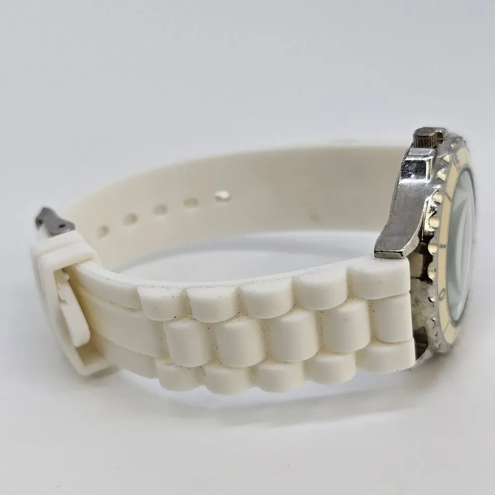 2X Women's Watch 38MM Black White Dial Black White‎ Plastic Bands New Battery